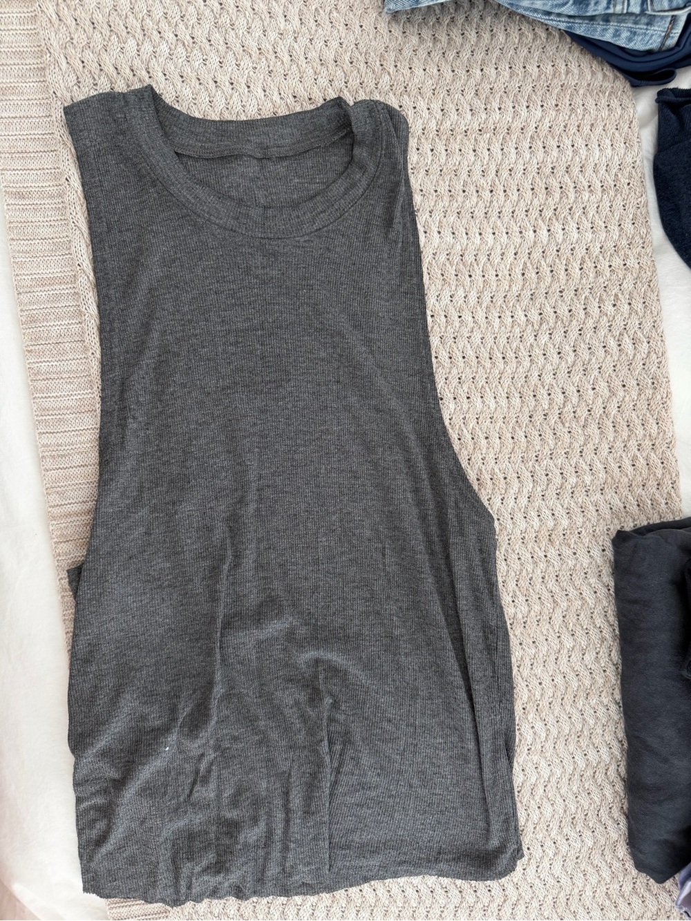 ALO Yoga Charcoal Gray Ribbed Sleeveless Crew Tank